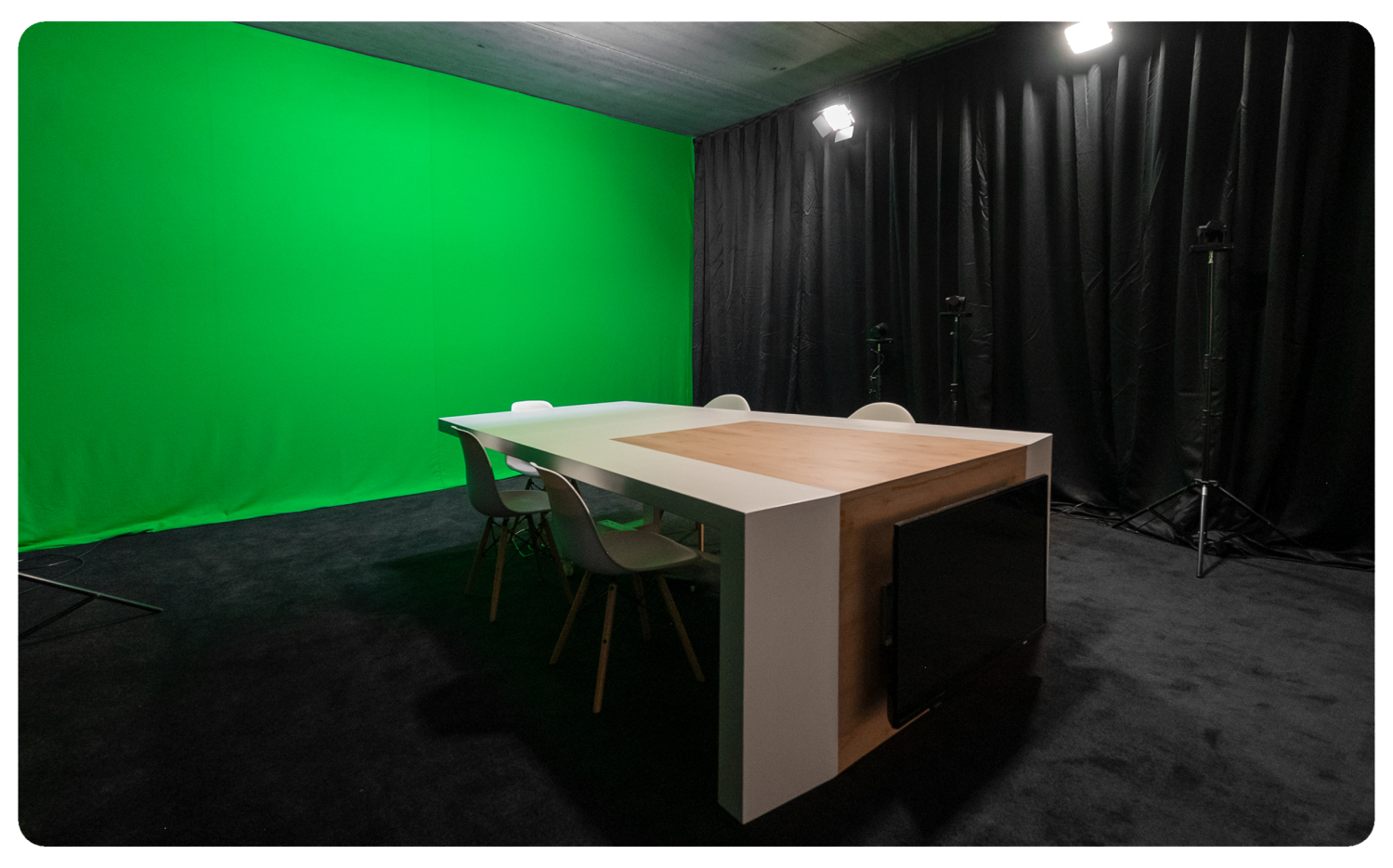 table-green